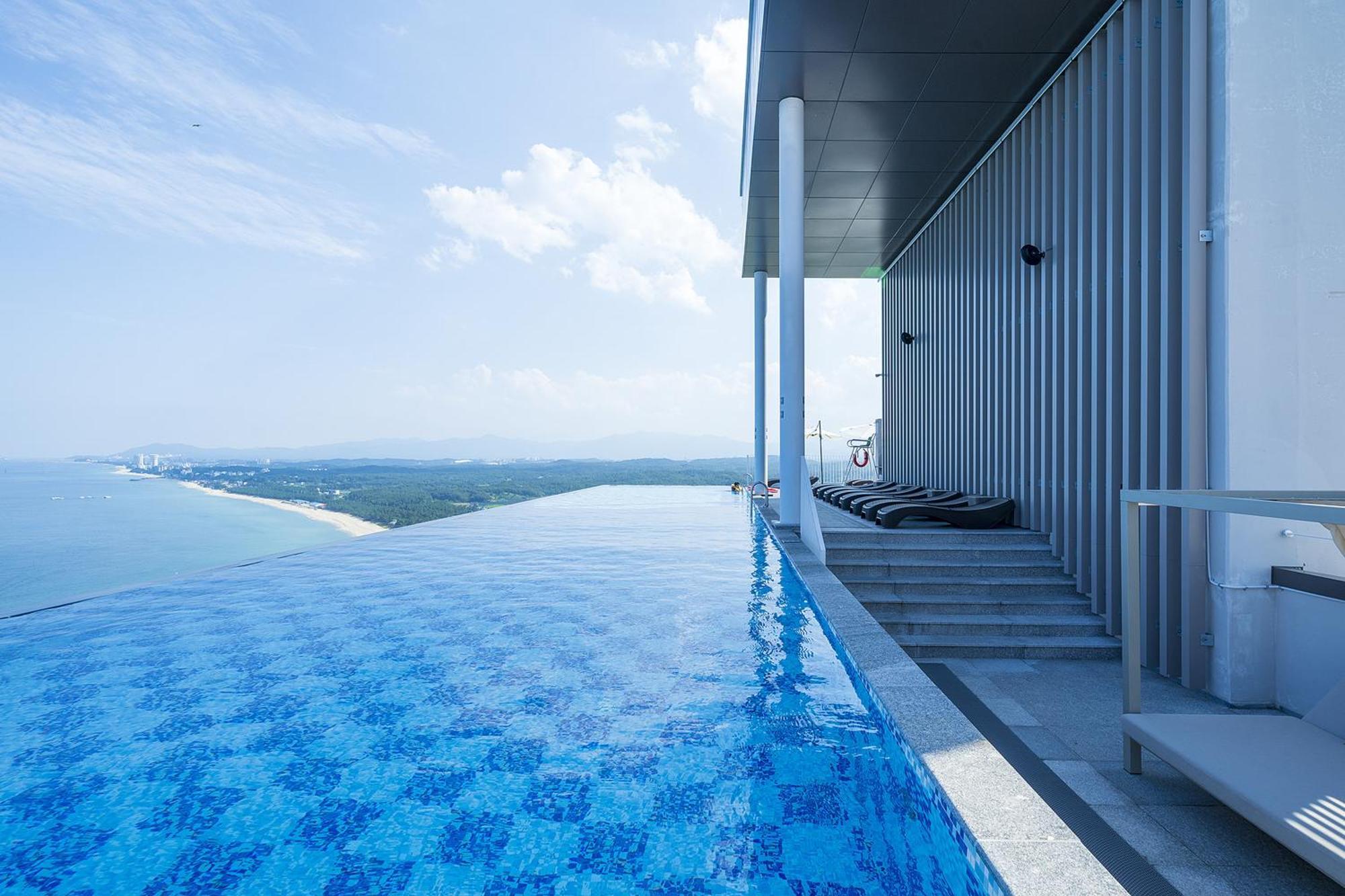 Gangneung Chonpines Ocean Suites Hotel ภายนอก รูปภาพ